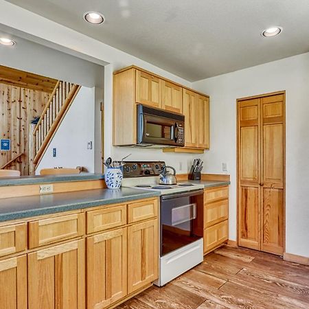 Eagle Crest Resort Cabin Redmond Bagian luar foto