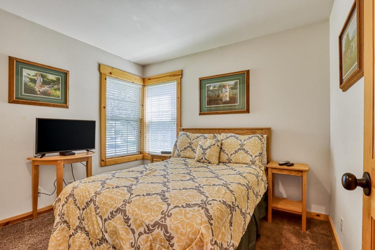 Eagle Crest Resort Cabin Redmond Bagian luar foto